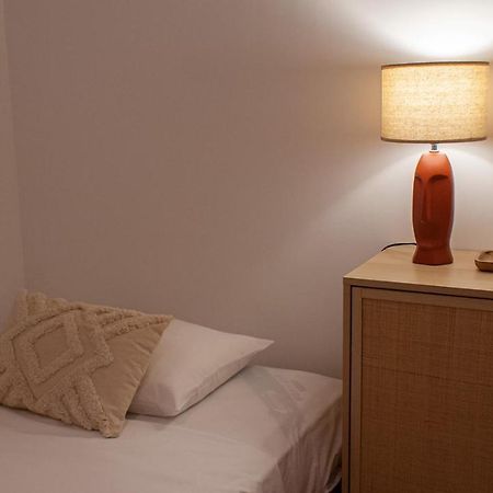 Logis Hotel & Restaurant Du Parc Gemenos Luaran gambar
